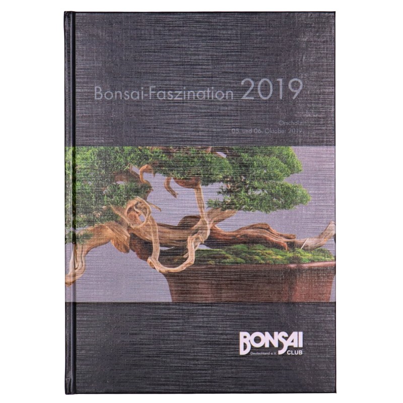 „Bonsai-Faszination 2019“, Bonsai Club Deutschland e.V.,
94 Seiten, Format 21,5 x 30 cm, Hardcover