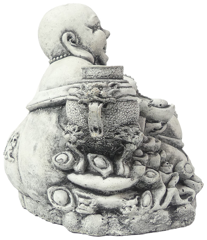 Bouddha avec une cruche