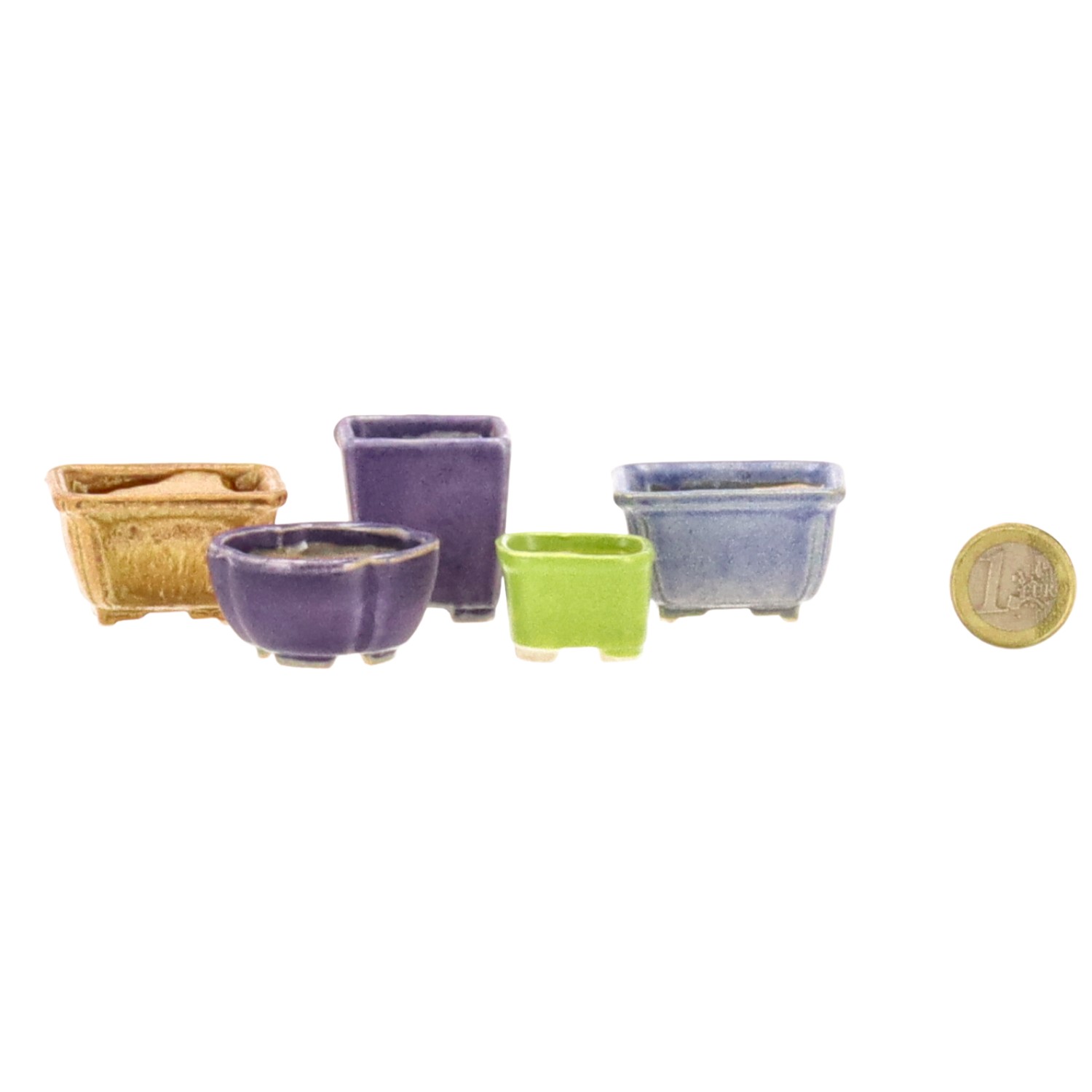 Set of mini pots